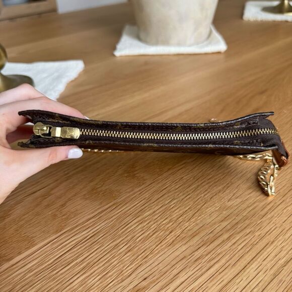 ✅AUTH✅Louis Vuitton Brown Mono SHOULDER BAG - Picture 5 of 11